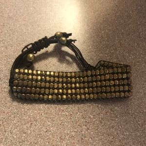 Adjustable beaded bracelet